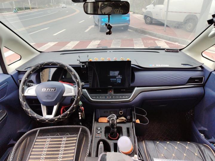 BAW M7 2025 1.6L MT Luxury 7-Seater photo 5
