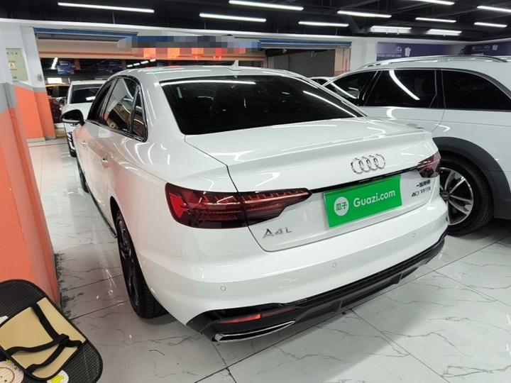 A4L 2022 40 TFSI Luxury Dynamic photo 4