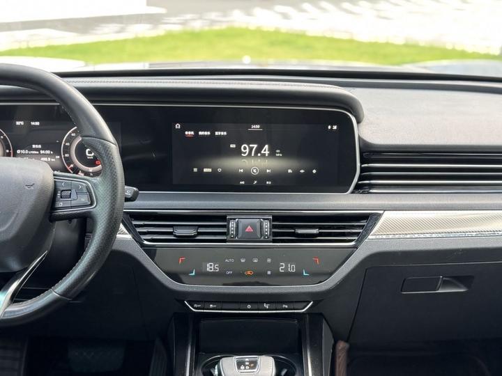 HS5 2019 2.0T Connected photo 4