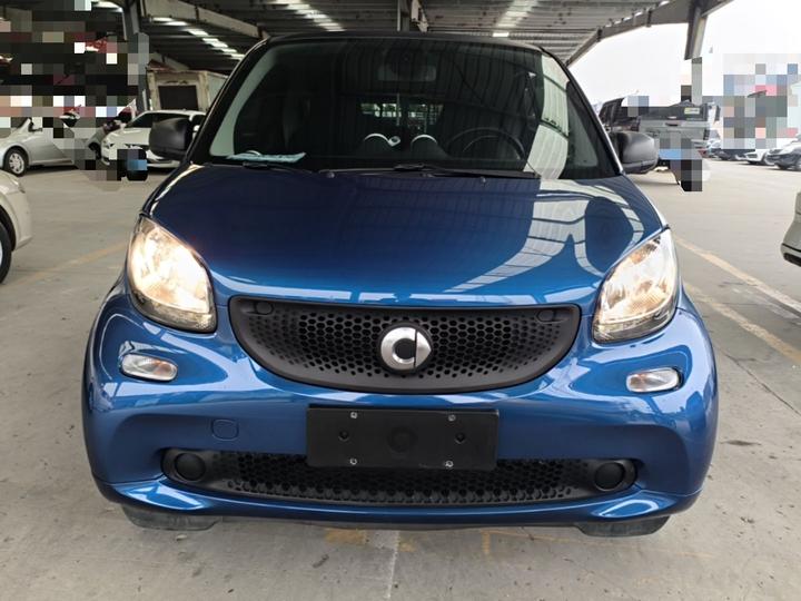 fortwo 2015 1.0L 52 Coupe photo 2