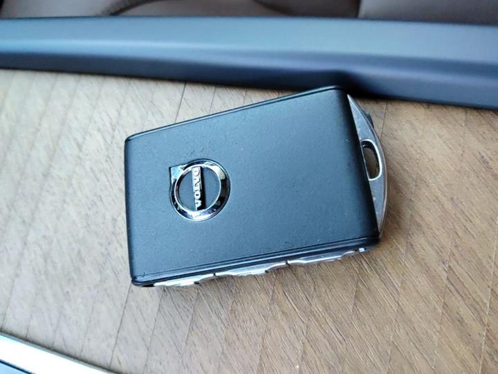 S90 2019 T5 photo 8
