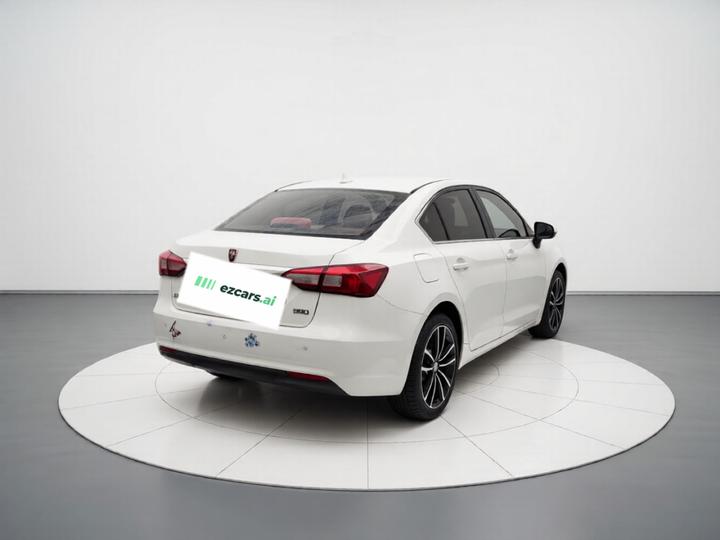 360 2015 1.5L MT Luxury photo 5