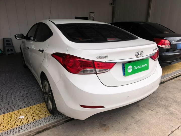 Elantra 2015 1.6L AT Leading photo 4