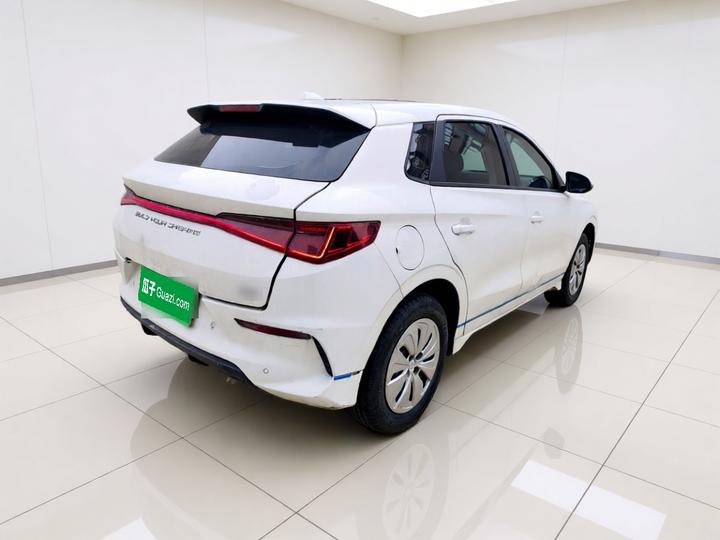 e2 2020 Upgraded Standard Range Standard photo 4