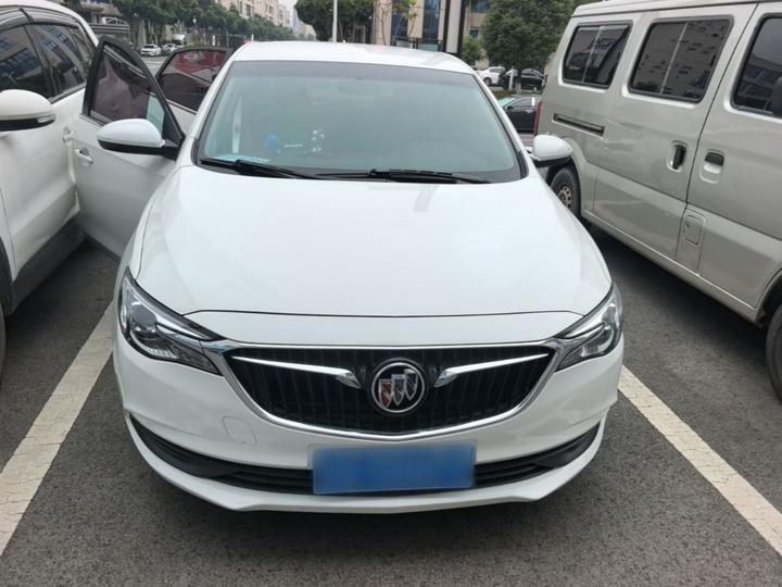 Excelle 2018 15T MT Progressive China V photo 2