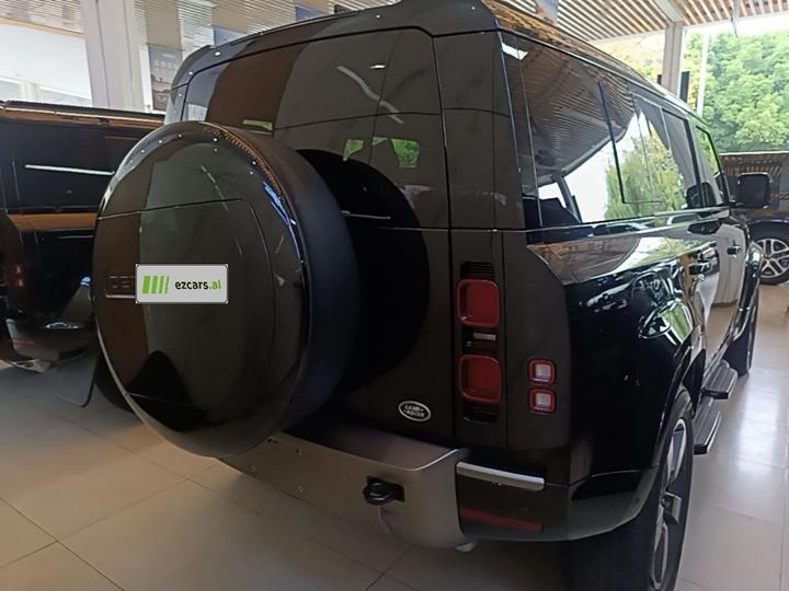 Defender 2025 110 3.0T P400 X-Dynamic HSE photo 5