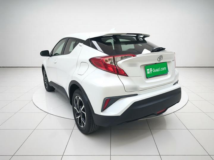 C-HR 2020 2.0L Leading photo 4