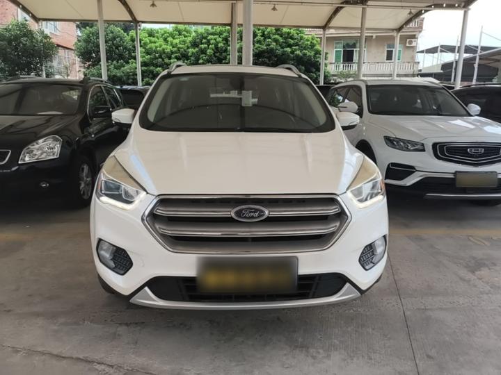 Kuga 2017 EcoBoost 180 RWD photo 2