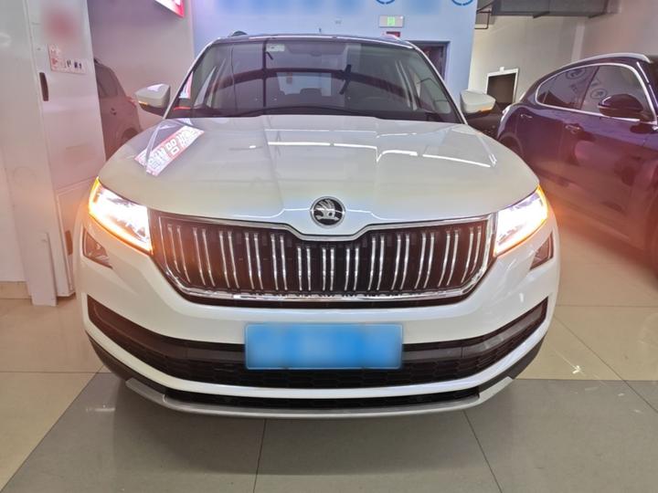 Kodiaq 2020 TSI330 5-Seater RWD Luxury Preferred photo 2