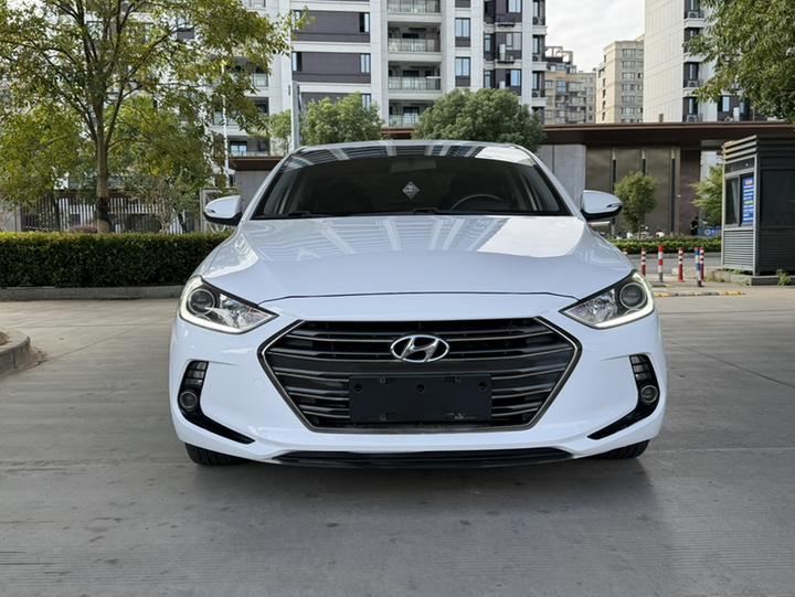 Elantra 2018 1.4T DCT photo 2