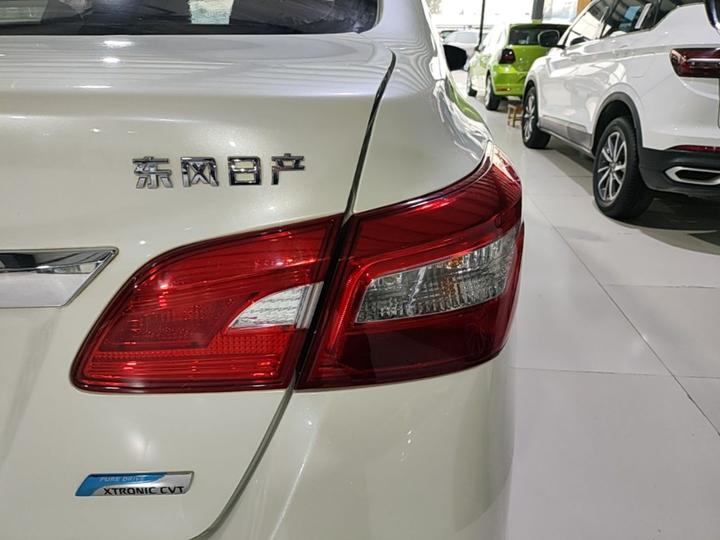 Sylphy 2016 1.6XL CVT Exclusive photo 7