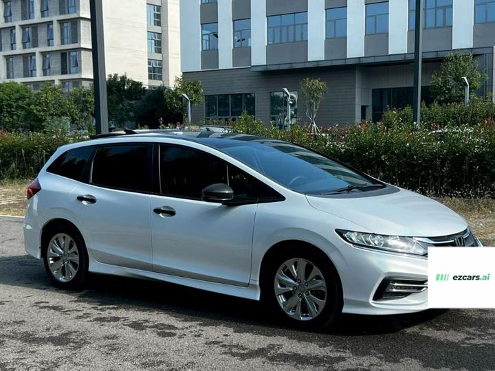 Jade 2017 1.8L AT Comfort 5-Seater photo 3