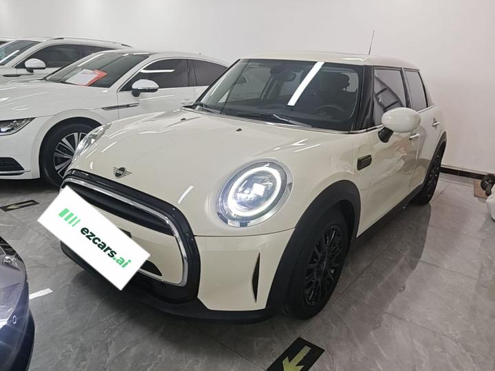 2023 1.5T ONE 5-Door