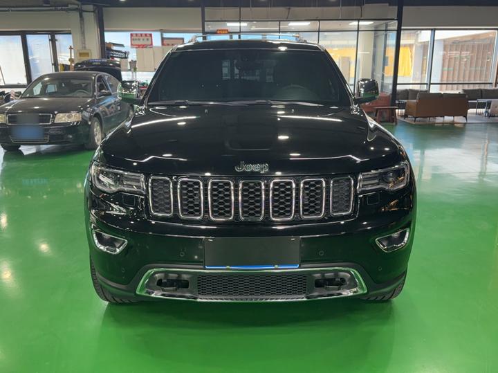 Grand Cherokee Imported 2017 3.0L Elite photo 3