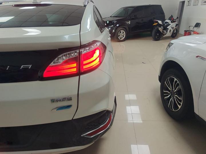 T90 2018 2.0L CVT Connected China VI photo 7