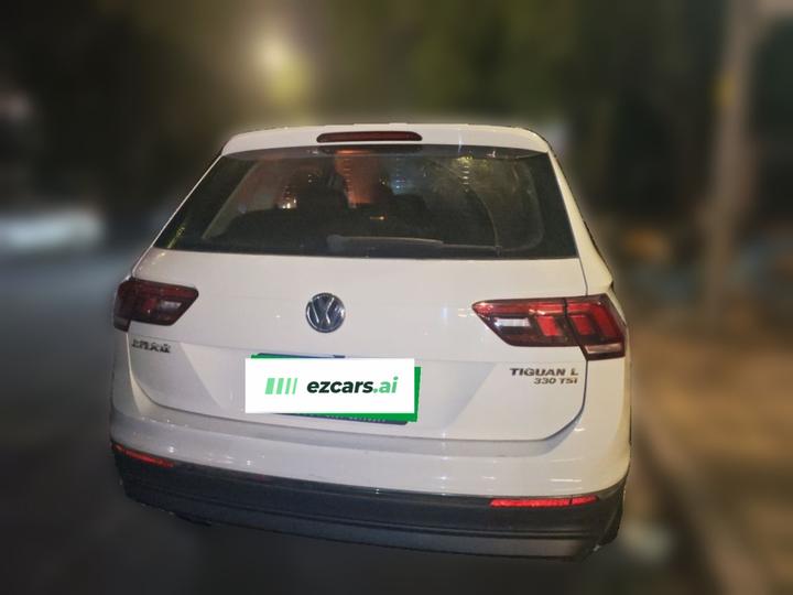 Tiguan L 2017 330TSI AT RWD Luxury photo 5