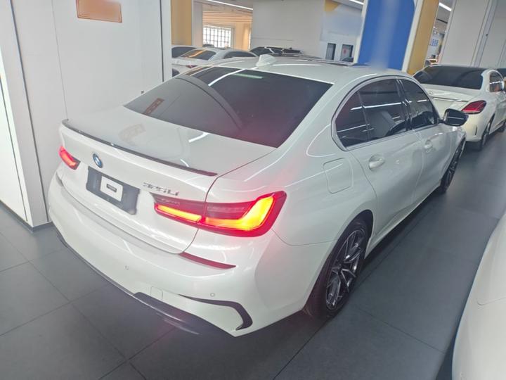 3 Series 2022 320Li M Sport Package photo 4