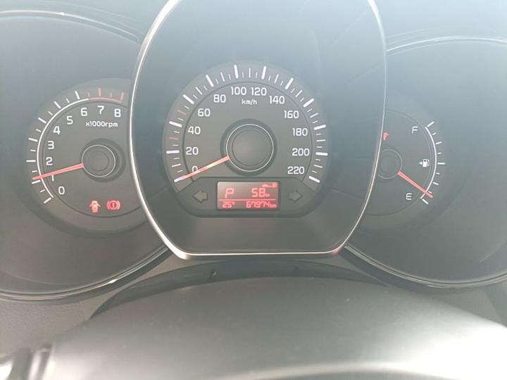K2 2015 Hatchback 1.4L AT GLS photo 7