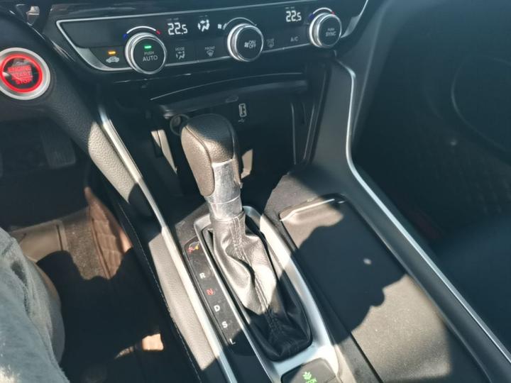 2022 260TURBO Elegant photo 5