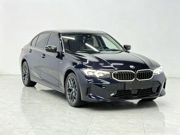 3 Series 2025 330Li M M Sport Night Package photo 3