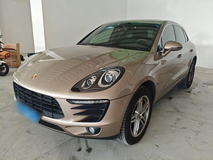 2017 Macan 2.0T
