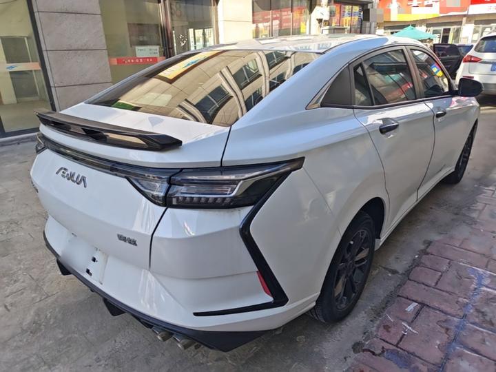 Yixuan 2023 1.5L AT LX photo 6