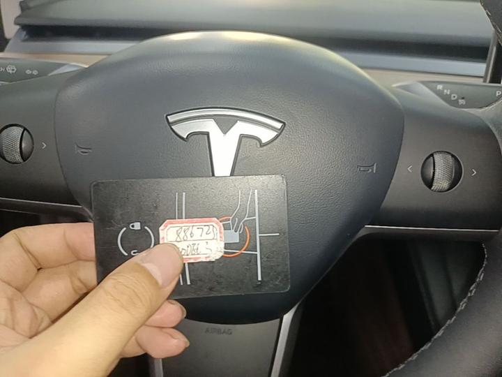 Model 3 2022 RWD photo 8