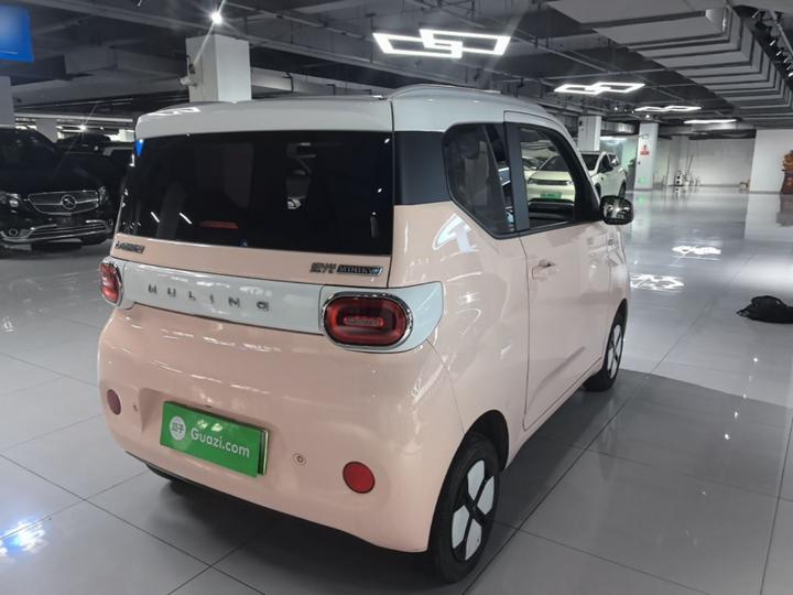Hongguang MINIEV 2024 3rd Gen 215km Advanced photo 6
