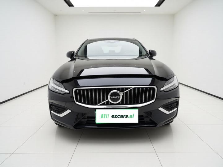 S60 2021 T4 Luxury photo 2