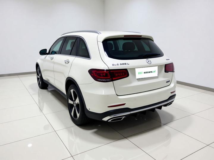 GLC 2022 Facelift GLC 260 L 4MATIC Dynamic photo 4