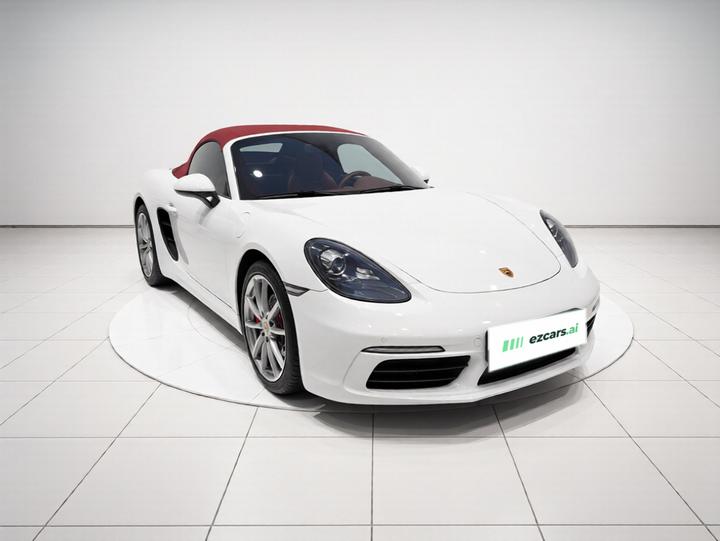 718 2022 Boxster 2.0T photo 3