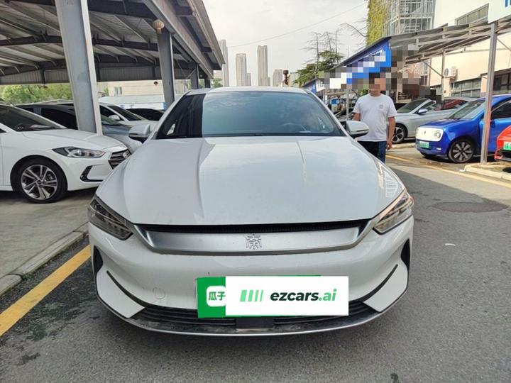 Qin PLUS 2021 EV 500KM Luxury photo 2