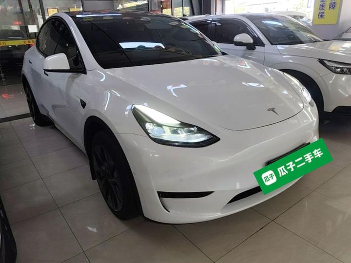 Model Y 2022 Facelift RWD photo 3