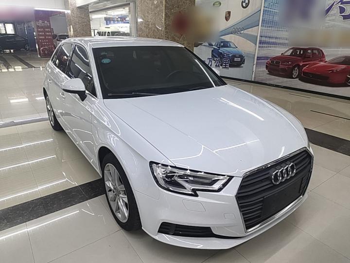 A3 2018 30 Anniversary Sportback 35 TFSI Progressive photo 3
