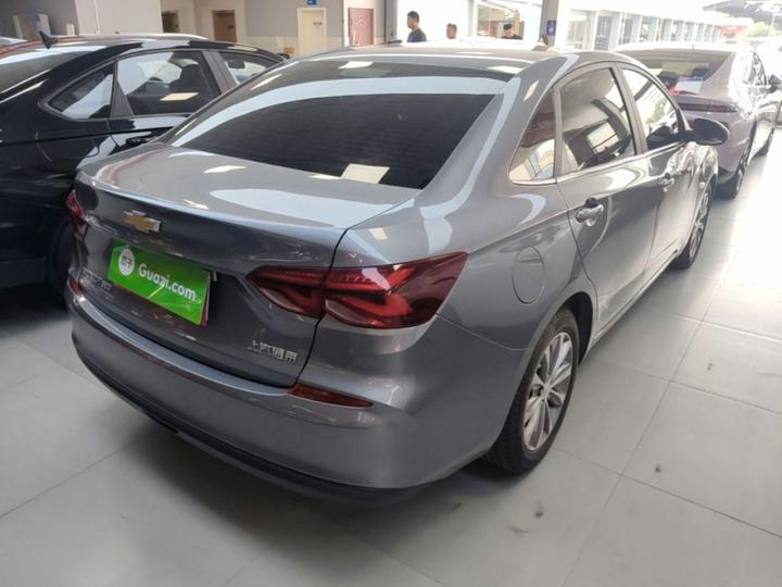 Cruze 2022 320 AT photo 6