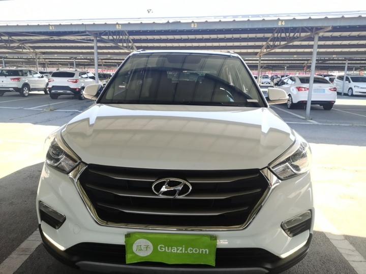 ix25 2017 1.6L AT Smart photo 2