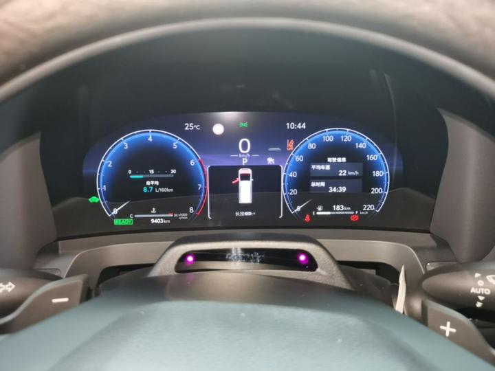 2024 Crown Hybrid 2.5L Supreme photo 7