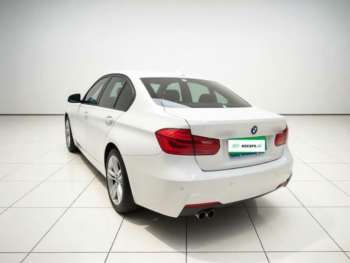 3 Series 2017 320i M Sport photo 4