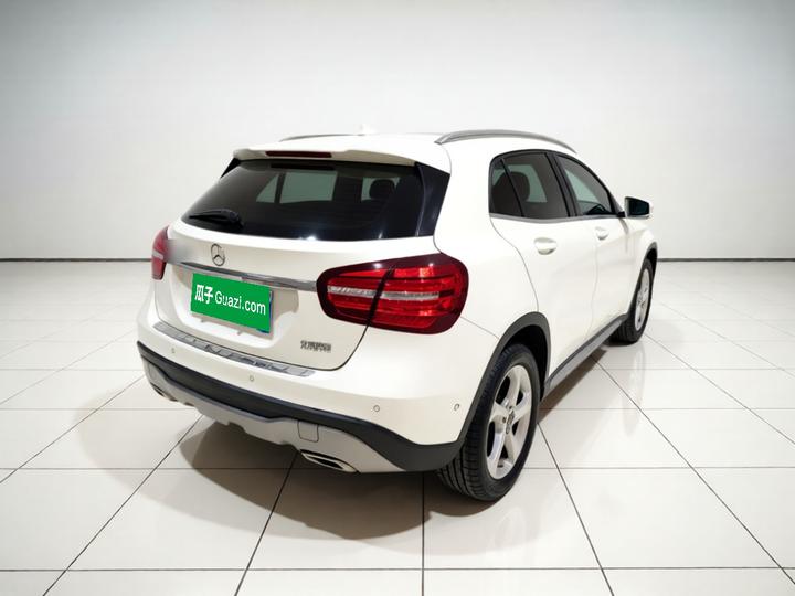 GLA 2018 GLA 200 Dynamic photo 6