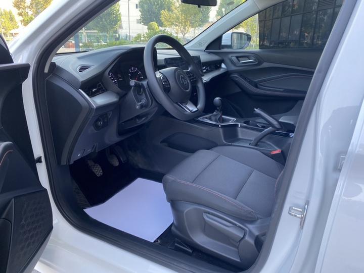 MG5 2023 180DVVT MT photo 6