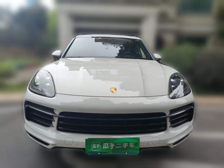 2018 Cayenne 3.0T photo 2