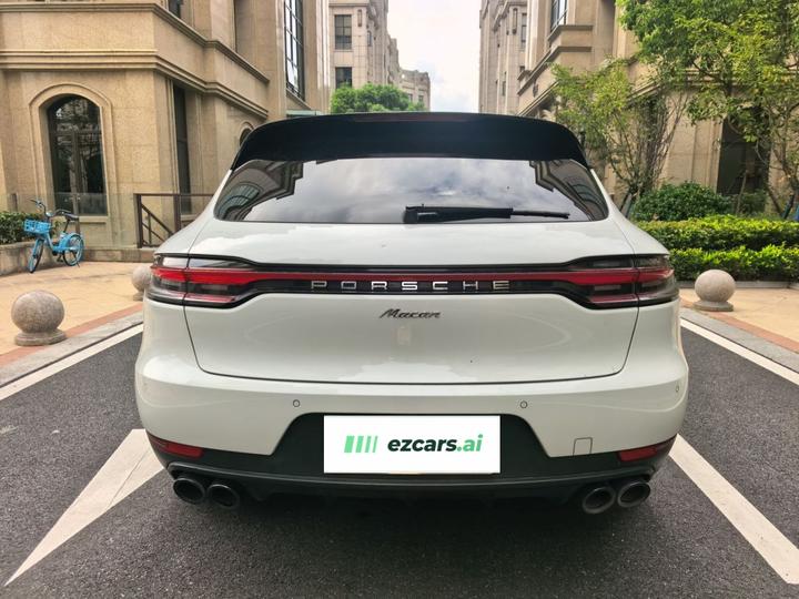 2021 Macan 2.0T photo 3