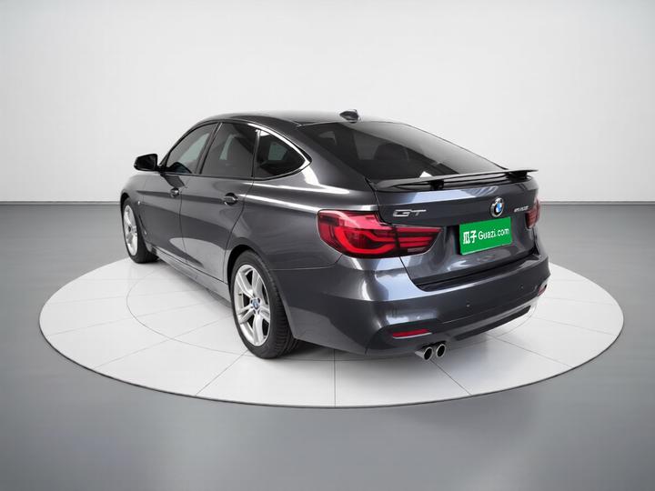 3 SeriesGT 2020 320i M Sport Package photo 4