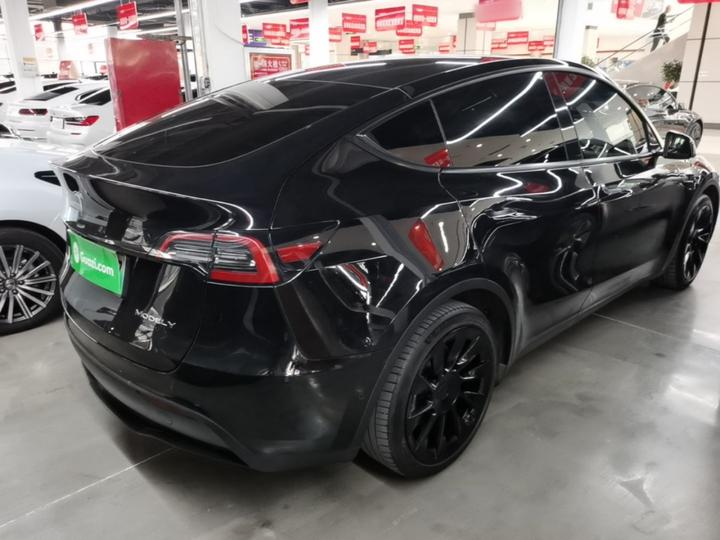 Model Y 2022 RWD photo 4