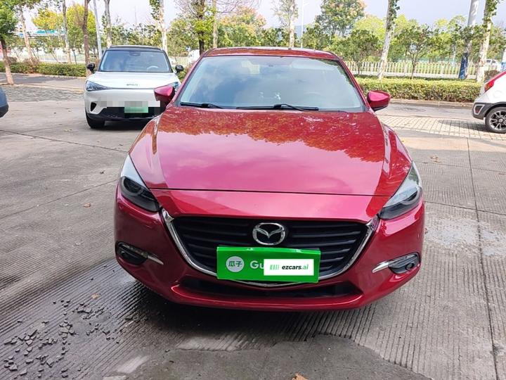 3 Axela 2017 Sedan 1.5L AT Luxury China V photo 2