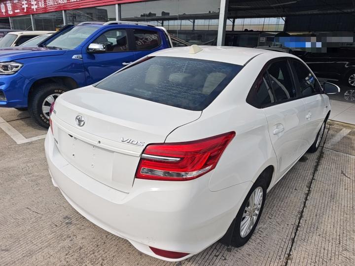 Vios 2017 1.5L CVT photo 6