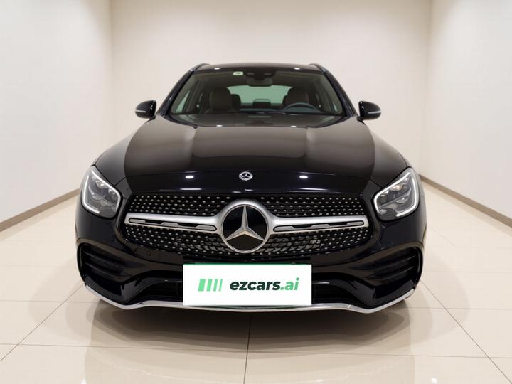 GLC 2022 Facelift GLC 300 L 4MATIC Dynamic Edition photo 2
