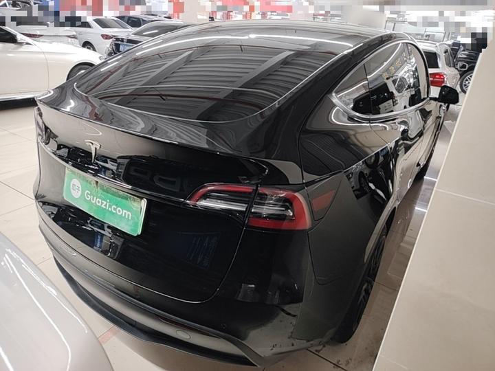 Model Y 2022 Facelift RWD photo 6