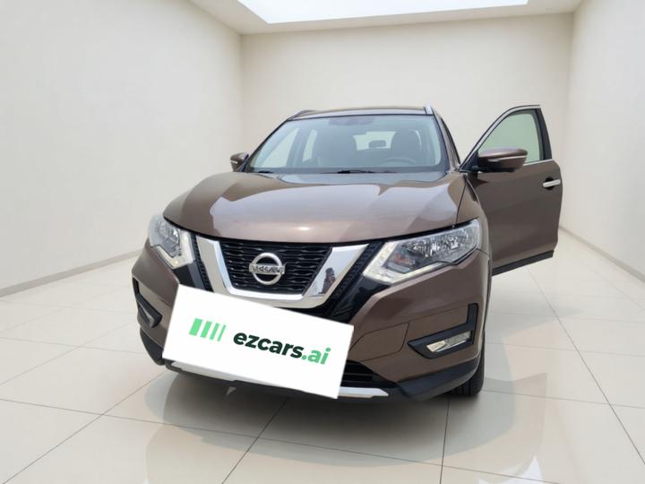 X-Trail 2017 2.0L CVT Comfort 2WD photo 2