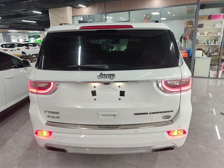 Grand Commander 2018 2.0T AWD Smart China V photo 3